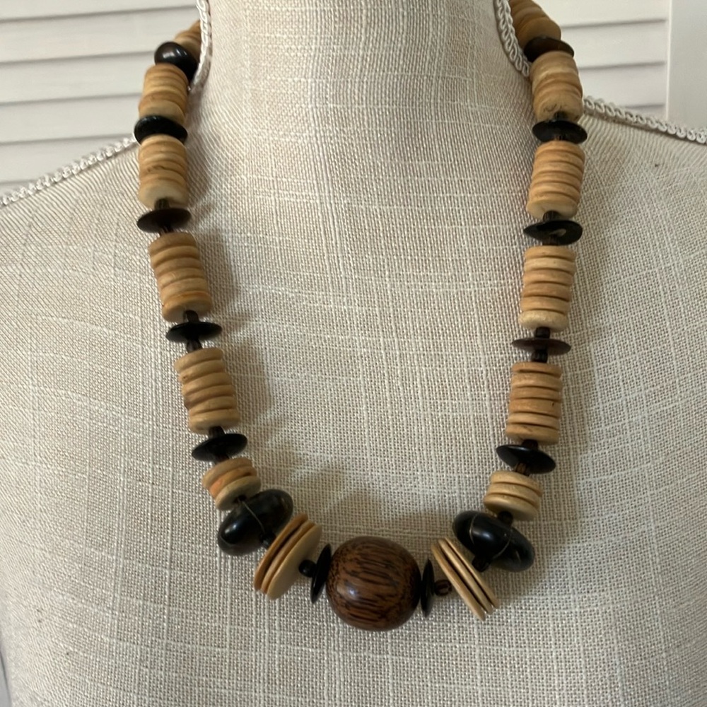 80’s Vintage Necklace wood disk and and rounds,‎ 3 different woods and shades